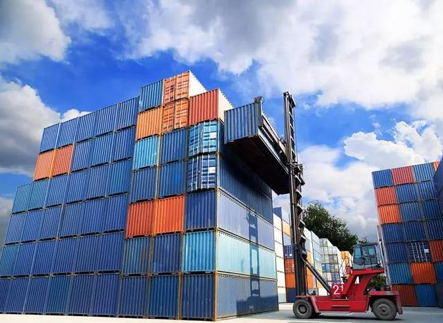 除了海運費，國際海運成本里還有什么費用？